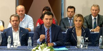 PD nuk pranon listë të përbashkët kandidatësh me LSI dhe PDIU, Idrizi drejt koalicionit me Kryemadhin, ja prapaskenat