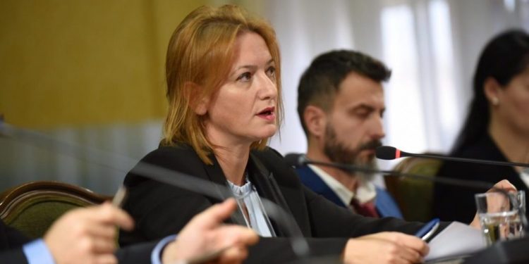 Ministrja e Financave: “Pranojmë heqjen e tatimit mbi të ardhurat e sportistëve për dy vite”