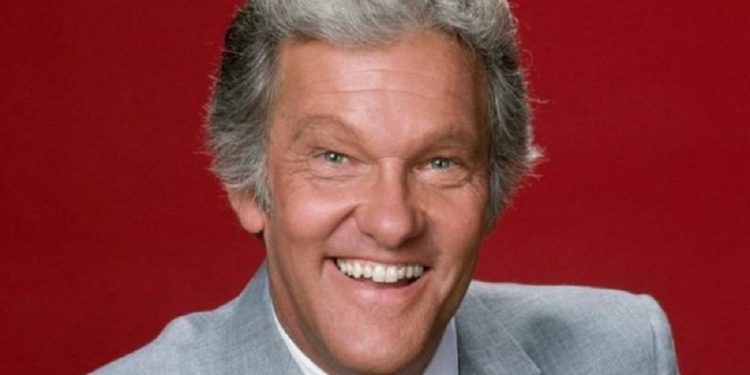 Ndërron jetë prezantuesi i njohur Tom Kennedy