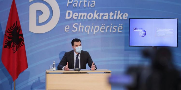 Basha me tone të ashpra: Vendi në prag të kolapsit! Qeveritarët janë mostra… i marrin shqiptarët për budallenj