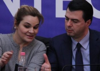 Monika Kryemadhi: Me ligjin e ri opozita merr 100 mandate, simboli i LSI-së nuk ikën nga fleta e votimit