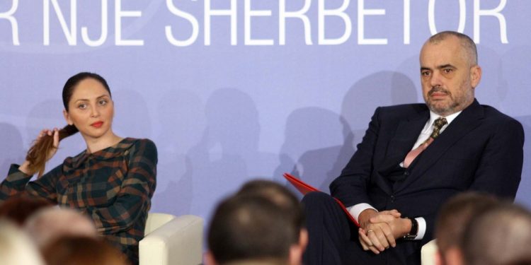 Rrëfehet “bleta”, Brisi i Tatimeve: Pse e braktisa PS-në për LSI-në