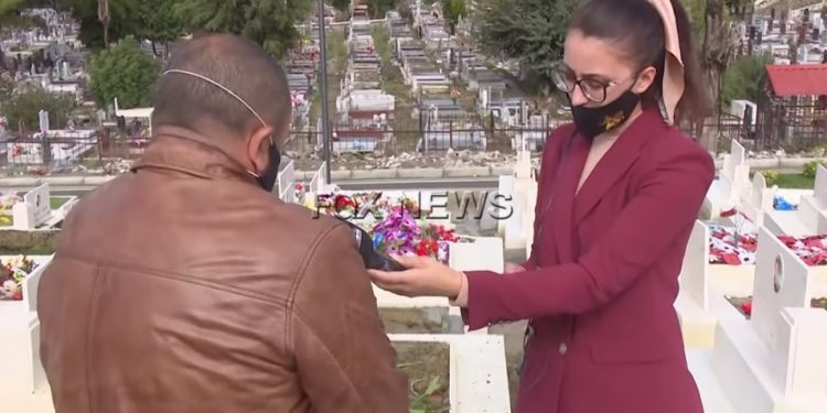 Humbi familjarin prej Covid-19, qytetari rrëfen t.merrin: Hapa a.rkivolin se nuk kisha besë, çfarë më panë sytë!