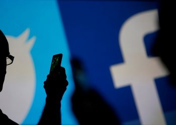 Facebook dhe Twitter shkatërrojnë rrjetin global të dezinformimit