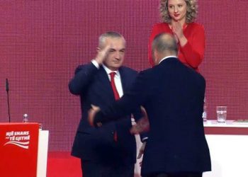 Idiotësit e darkës nga Meta! Kërcënon hapur Ramën dhe sulmon bashkimin e kombit: I di të gjitha! Ja dy gjërat që do t’i nxjerr pas 25 prillit