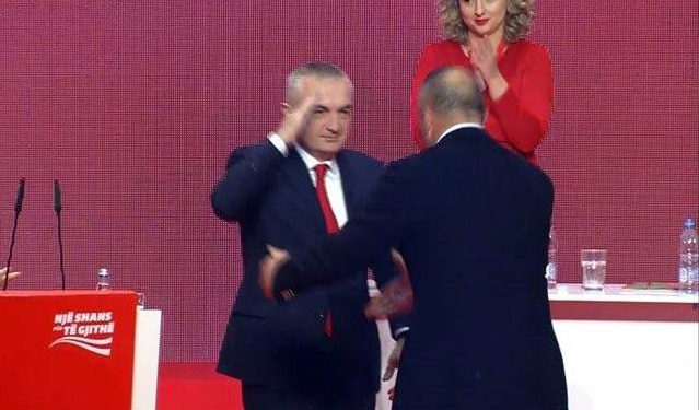 Idiotësit e darkës nga Meta! Kërcënon hapur Ramën dhe sulmon bashkimin e kombit: I di të gjitha! Ja dy gjërat që do t’i nxjerr pas 25 prillit