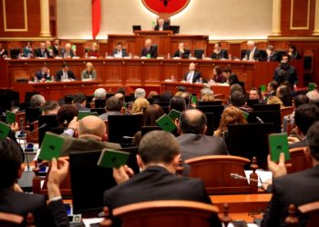 Miratohen me 97 vota pro ndryshimet në Kodin Zgjedhor