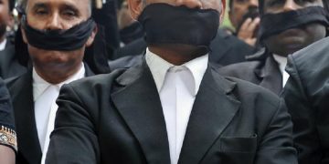 Maska me detyrim edhe në Gjermani, mjekja shqiptare zbulon gjobat e “kripura”