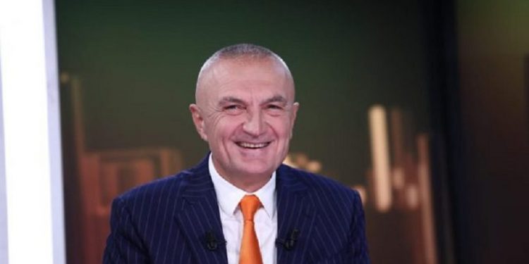 Meta edhe pa dhëmbë në gojë edhe k.ërcënon Ramën: Do e fusim 25 prillin dhe Shqipërinë në epokën e…