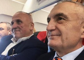 Këshilltari i Ilir Metës nën hetim në Itali, në Shqipëri bën analistin