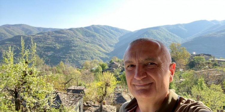 Meta shthur gojën: O ordinerë, unë jam Ilir Meta i Çepanit, shtëpia ime ka qenë spital për partizanët