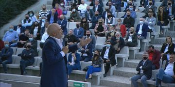 Rama për dekorimet e Metës: Është i vetmi në rang botëror që dekoron “Heronjtë e Kombit”