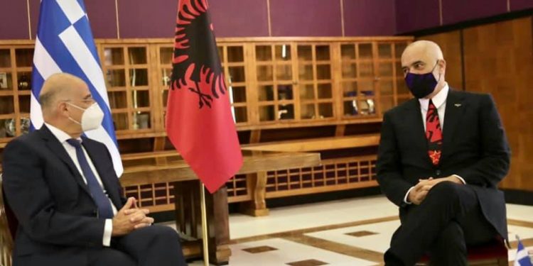 Basti i madh i Ramës jashtë e brenda Shqipërisë (kryeministri i ka lënë sërish të gjithë pas, të habitur dhe me duar ne xhepa)