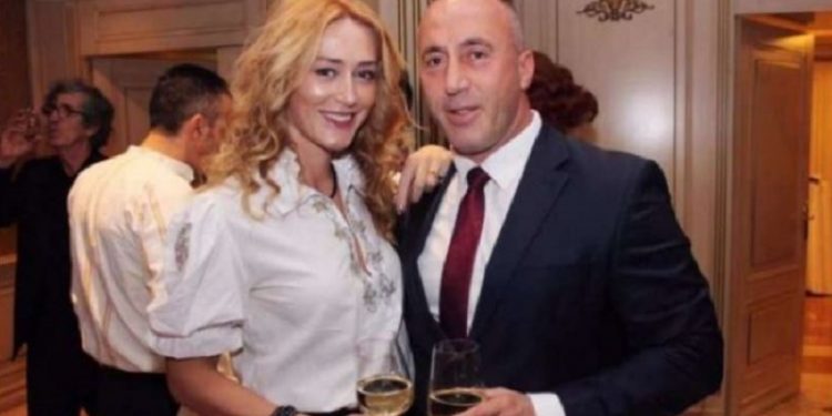 Ramush Hardinaj dh.unon gruan, përfundon në s.pital Anita Haradinaj (Foto)