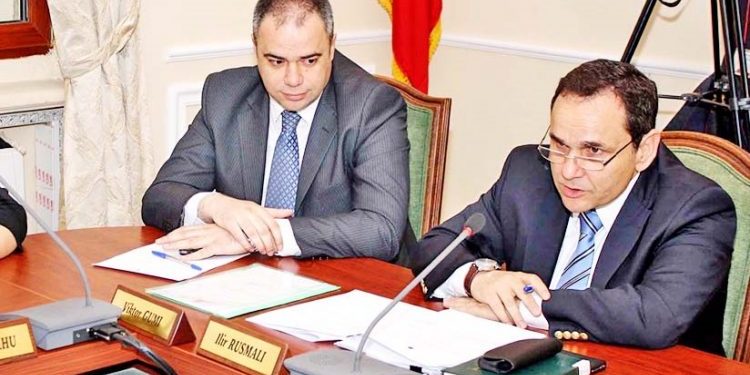 “Prapaskenat” e skualifikimit të Rusmalit nga PD, reagon Mero Baze: “Gërdeci” është “vijë e kuqe”