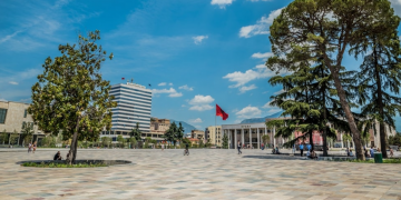 Shtatori muaji më i ngrohtë në të gjithë botën, temperaturat janë rritur me 0.2 gradë Celcius çdo dekadë