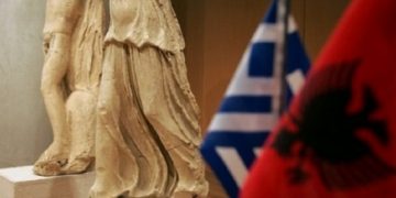 Analiza e profesorit grek: Nga ligji i luftës te minoriteti, çështja e detit dhe ajo çame. Ja gabimet serioze që ka bërë Shqipëria ndaj nesh dhe klima negative prej refugjatëve