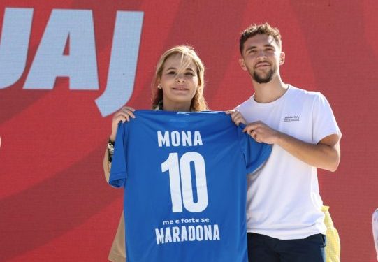 “Iliri patriot numër 1 dhe Mona më e fortë se Maradona”! Mesazh qesharak i kalamajve të gënjyer LRI që presin të hanë qoftet e Monit në Jalë