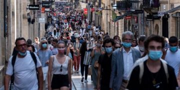 Francë, mbi 60 000 të infektuar me COVID-19 në 24 orët e fundit