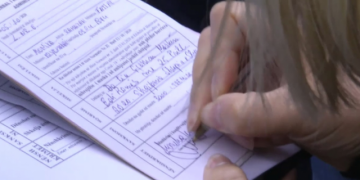 Kryemadhi ngatërroi datën e zgjedhjeve! Policia e toleron me gjobë 3 mijë lekë, si përsëritëse