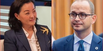 Bushati publikon foton nga Uashingtoni, ambasadorja Yuri Kim i bën komentin që nuk e priste dhe ka një kërkesë publike për të: Ditmir, të lutem më…