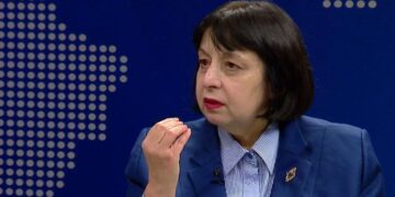 ‘O nëne, o nëne’, Silva Bino ‘tronditet’ kur ndez televizorin: O zot çfarë guximi, të gjithë bëjnë…