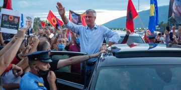 “Lider i Guerilëve në luftën për pavarësi”, dorëheqja e Thaçit bën bujë në mediat ndërkombëtare