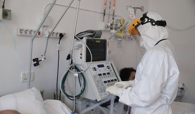 Shifra rekord të infektuarëve me Covid në 24 orë, humbin jetën 5 persona