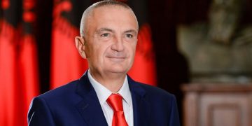 Ambasadori i Rumanisë nxjerr blof Ilir Metën