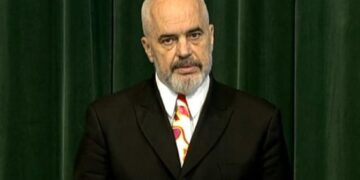 “Shpresoj që shumë shpejt do të jemi këtu përsëri me ndihmën e Zotit”, kryeministri Rama zbulon se çfarë do të ndodhë javën e ardhshme