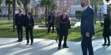 Dita e Pavarësisë bën bashkë krerët e shtetit! Edi Rama injoron Ilir Metën, as sytë nuk i hedh, ndërsa ai pershëndet me dorë si klloun (Video)