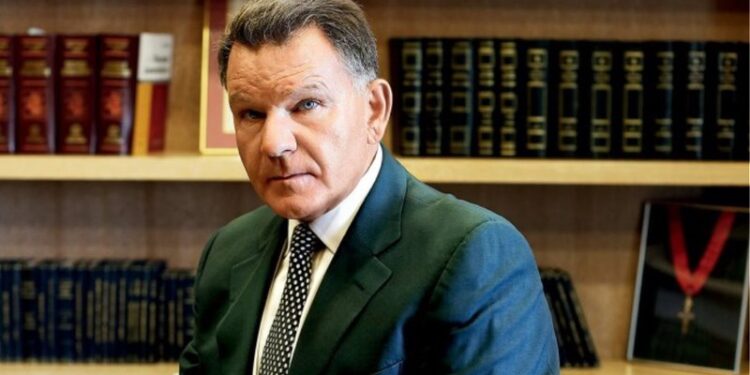 Arrestimi i këngëtarit të njohur grek, reagojnë avokatët e tij dhe bëjnë deklaratën e fortë: Pistoletën e ka…
