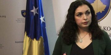 “Ndodhi një ditë pas vizitës tuaj në Tiranë”, Ruçi reagon pas infektimit të Vjosa Osmani me Covid-19 dhe jep mesazhin e fuqishëm