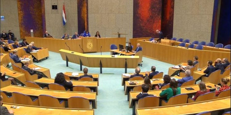 A po përgatiteti Holanda sërish për veto ndaj Shqipërisë?! Qeveria në Hagë i konsideron jo bindëse rezultatet që KE raporton për Shqipërinë