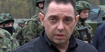 Ministri serb vijon fyerjet ndaj shqiptarëve, Vulin i quan përsëri “siptari”