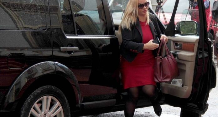 Akuzat e Albana Vokshit, zv.ministri i Mbrojtjes: Përgjigje për të papërgjegjshmen, PD është rëndë