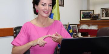 Ushtarake, presidente, modele: Ndryshimi i pabesueshëm i ish-presidentes së parë shqiptare