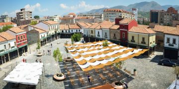 Peleshi dhe Filo postojnë videon e transformimit të Korcës, Rama: Shqipëria europiane, jo një premtim bosh, por një mundësi që kthehet në realitet