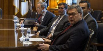 Mashtrime me votat në SHBA, Departamenti i Drejtësisë do të hetojë pretendimet