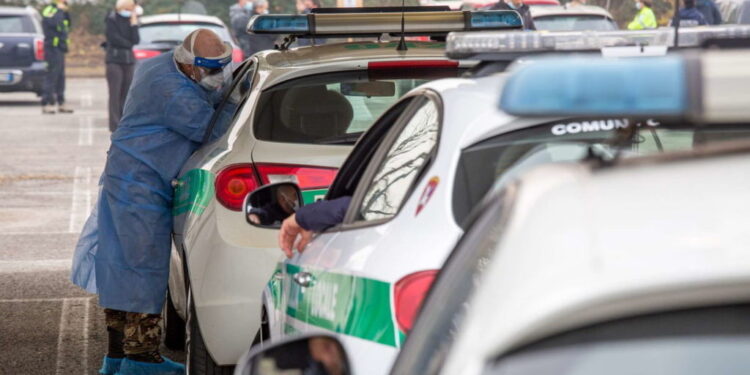 Koronavirusi në Itali, rëndohet edhe më shumë situata: Mbi 40 mijë të prekur në një ditë