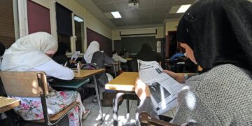 Ministri bënë deklaratën e papritur për gratë e komunitetit mysliman: Pse s’bëni s.eks para martese