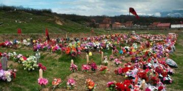 VIDEO/ Banorët e Krushës, apel Lulzim Bashës: Dorëzo filmimet e masakrës