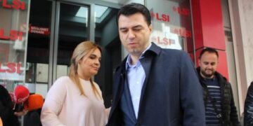 Opozitar apo sharlatan të pa cipë?! Moni akuzon qeverinë për rritjen numrit të jetëve të humbura nga Covid-19 për panik! “Magazinieri” i morgut Luli: Rama po  fsheh numrin e pacientëve që humbin jetën nga Covid-19
