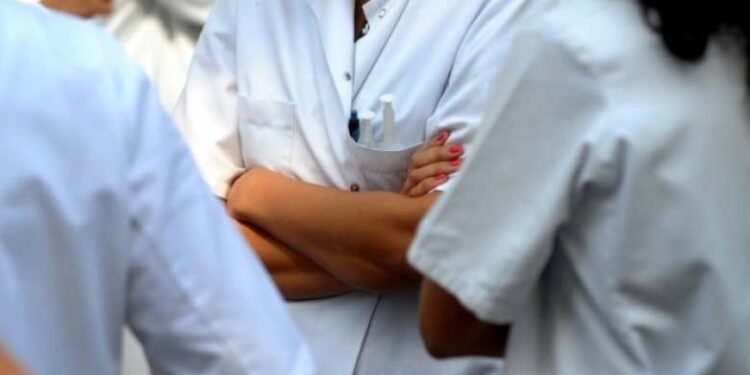 “Shpërthyen në lot, për vdekjen e nuses së re shtatzënë”! Mjeku preket live në ‘Open’: Eksperienca më e dhimbshme me Covid