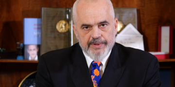 Rama: Ne po luftojmë me Covid, opozita dhe presidenti janë bërë bashkë me COVIDIN, kundër nesh. Viktimat s’fshihen si videot e 21 Janarit, po tejkaloni çdo cak