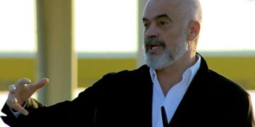 Rindërtimi, Rama ironizon opozitën: Qentë pa dhëmbë nuk kanë çfarë bëjnë veçse të lehin, karvani do të ecë përpara