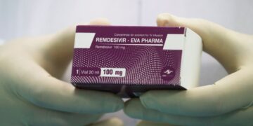 Si po abuzohet me pacientët për ilaçin kundër Covid-19, po shitet nga 50 euro në 200 euro
