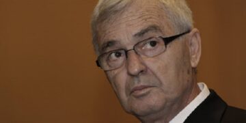 Mungesa e simboleve të Kosovës në Gjykatën Speciale, Meidani: Urgjent ndalni këtë sajesë politike