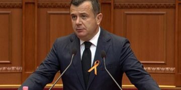 Tërmeti dhe pandemia, Balla ngre tonet në Kuvend: Ky është një turp që Lulit nuk do t’i harrohet kurrë