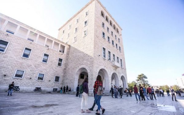 Viti i ri akademik, Rektori i UT jep mesazhin përpara nisjes së mësimit: “On line” deri në një urdhër të dytë!